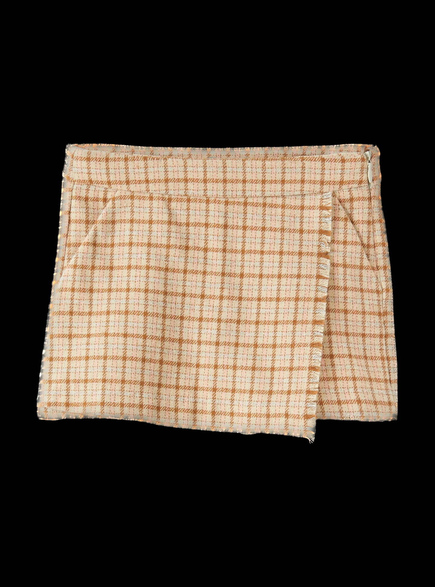 Shorts a quadretti con frange